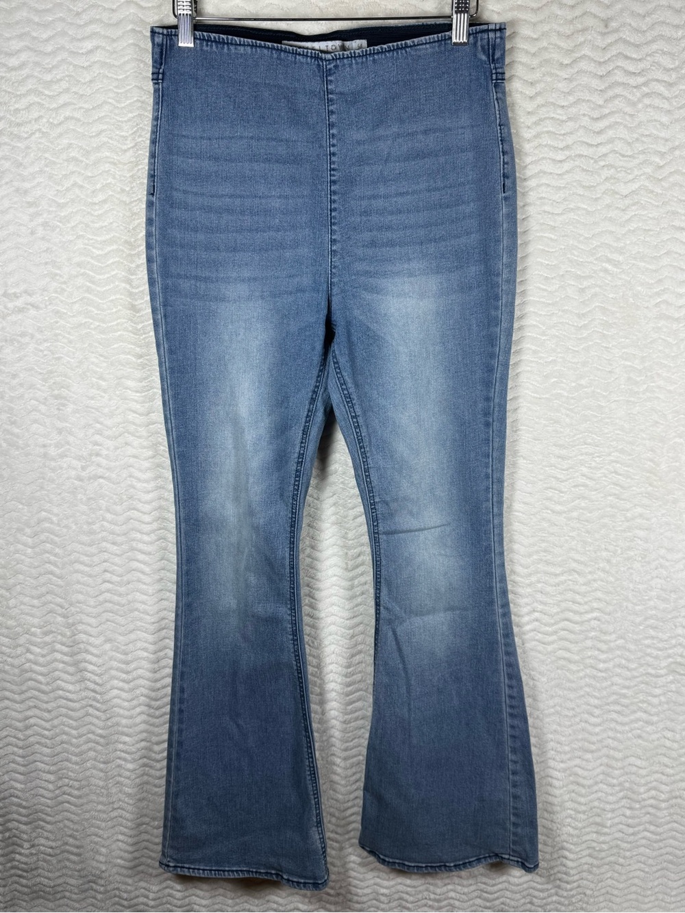 Tinseltown Medium Blue Flare Jeans